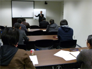 白板を使っての講演